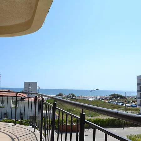 公寓 Apartament Clara 那沃达利